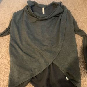 Purana Wrap Sweatshirt